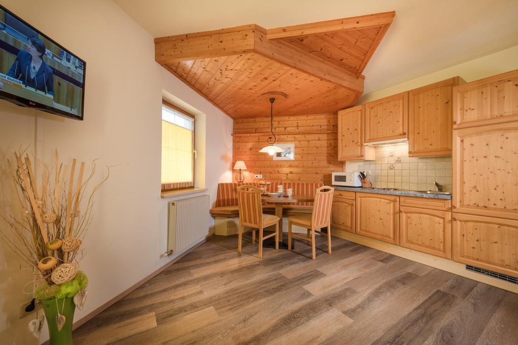 Gaestehaus Gratz - Inklusive Eintritt In Die Alpentherme Dorfgastein Zewnętrze zdjęcie