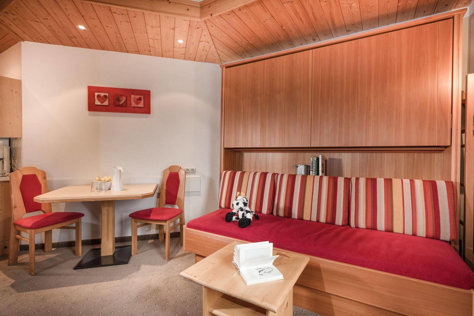 Gaestehaus Gratz - Inklusive Eintritt In Die Alpentherme Dorfgastein Zewnętrze zdjęcie