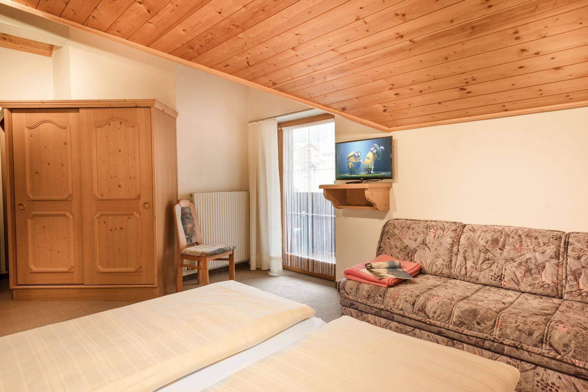 Gaestehaus Gratz - Inklusive Eintritt In Die Alpentherme Dorfgastein Zewnętrze zdjęcie