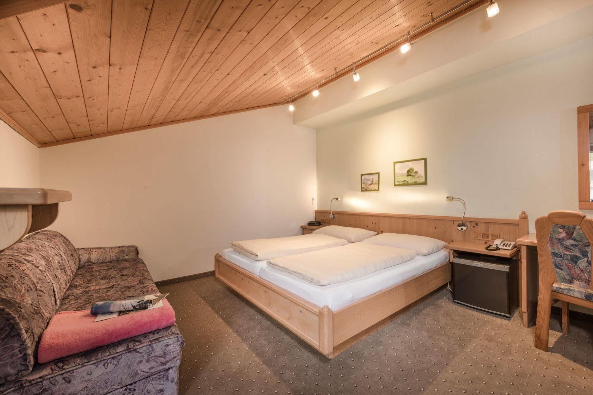 Gaestehaus Gratz - Inklusive Eintritt In Die Alpentherme Dorfgastein Zewnętrze zdjęcie
