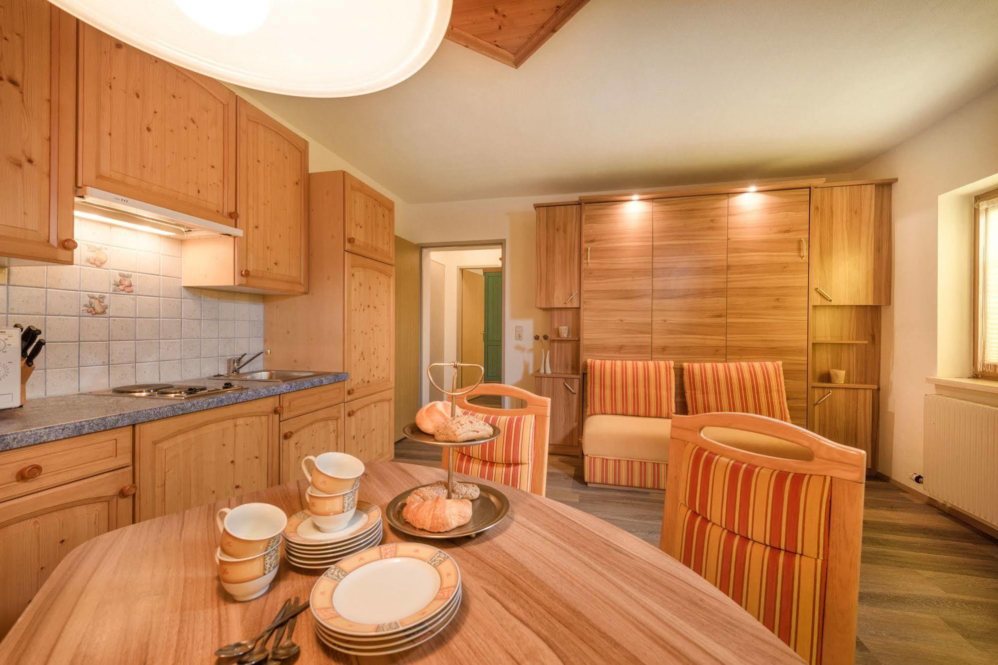 Gaestehaus Gratz - Inklusive Eintritt In Die Alpentherme Dorfgastein Zewnętrze zdjęcie